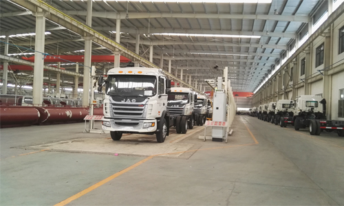 江淮格爾發<a href=http://www.sxhuaxiang.cn/ssc target=_blank class=infotextkey>灑水車</a>批量出口委內瑞拉
