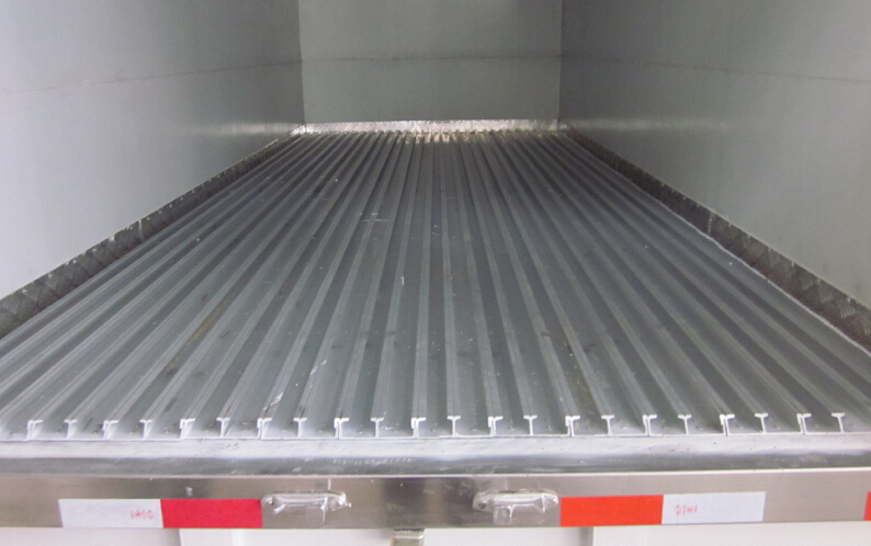 <a href=http://www.sxhuaxiang.cn/lcc/ target=_blank class=infotextkey>冷藏車</a>通風槽,冷藏車地板通風槽圖片