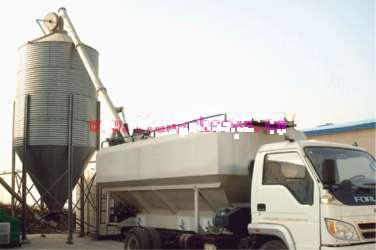 天錦散裝<a href=http://www.sxhuaxiang.cn/siliaoche/ target=_blank class=infotextkey>飼料車</a>是如何完成卸料？