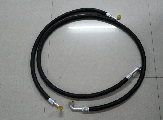 <a href=http://www.sxhuaxiang.cn/lcc/ target=_blank class=infotextkey>冷藏車</a>制冷系統管路圖片