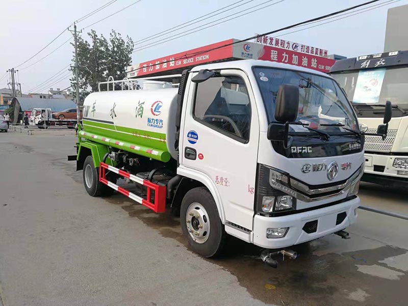 新款國(guó)六5方多利卡灑水車(chē)上市圖片1